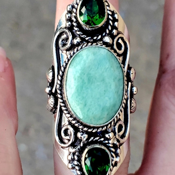 New Huge Chrysoprase and Peridot 925 Silver Statement Ring. - Picture 7 of 16